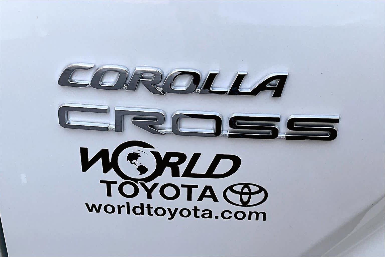 Certified Used 2026 Wind Chill Pearl Toyota L image 10