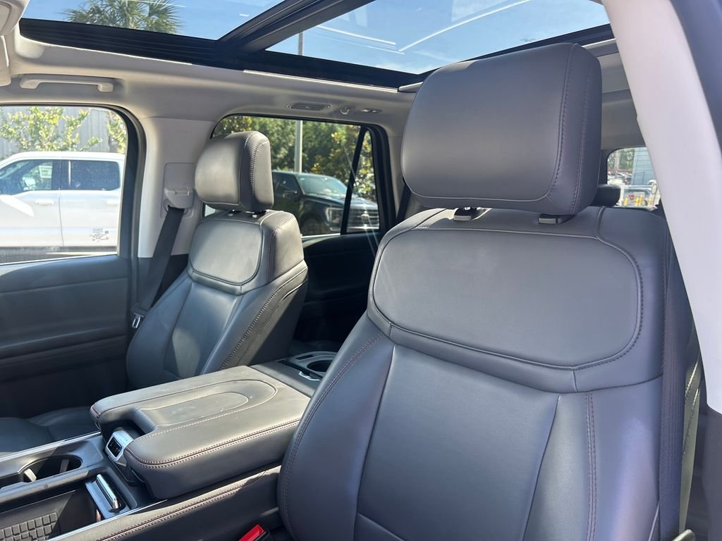 Used 2025 Gray Ford Active image 10