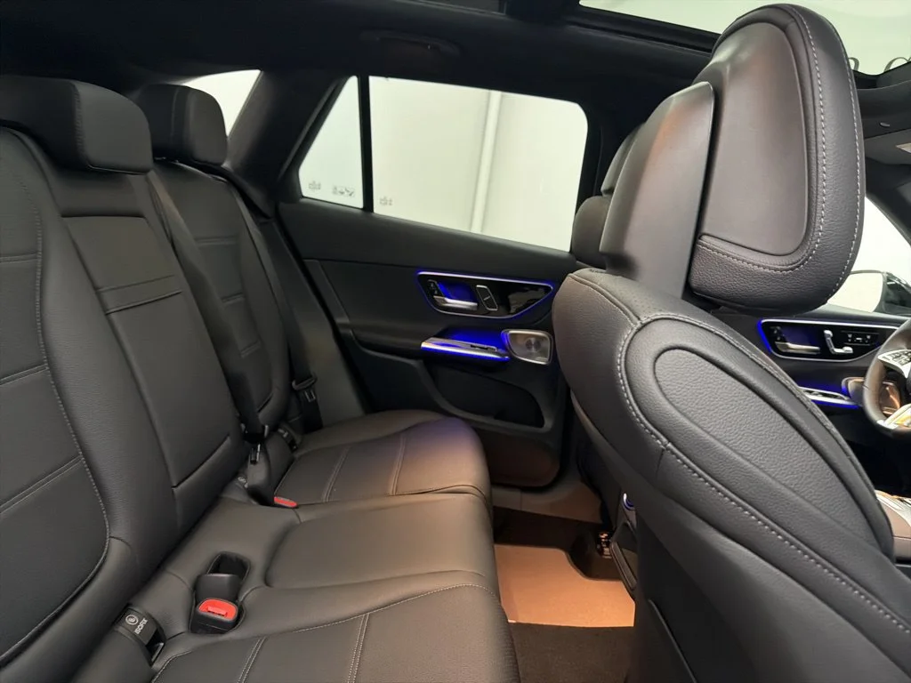 Certified Used 2026 Black Mercedes-Benz GLC 300 image 27