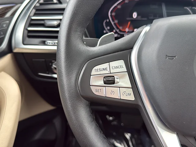 Used 2023 Gray BMW xDrive30i image 39