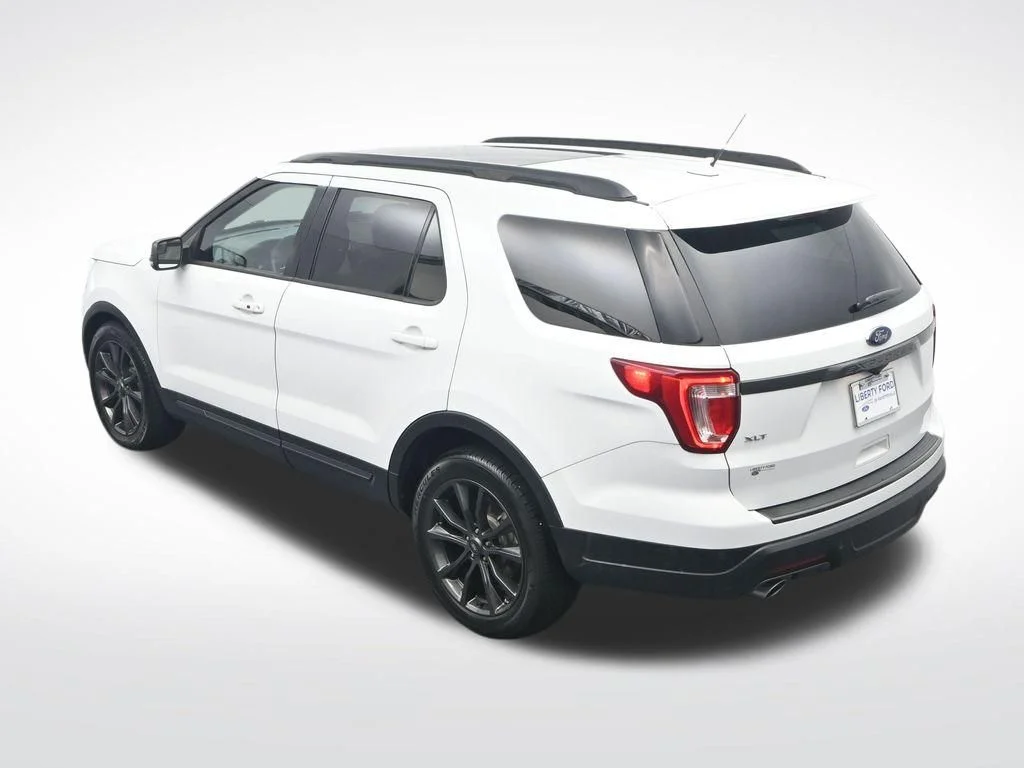 Used 2018 White Ford XLT image 30