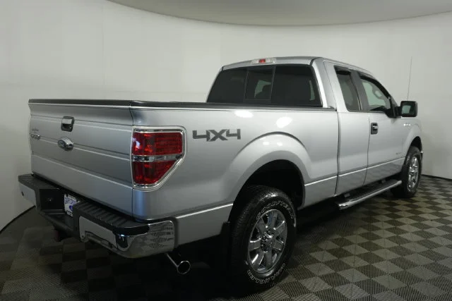 Used 2014 Ingot Silver Metallic Ford XLT image 3