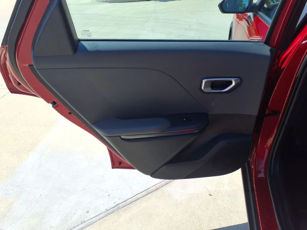 Used 2025 Red Kia LXS image 15