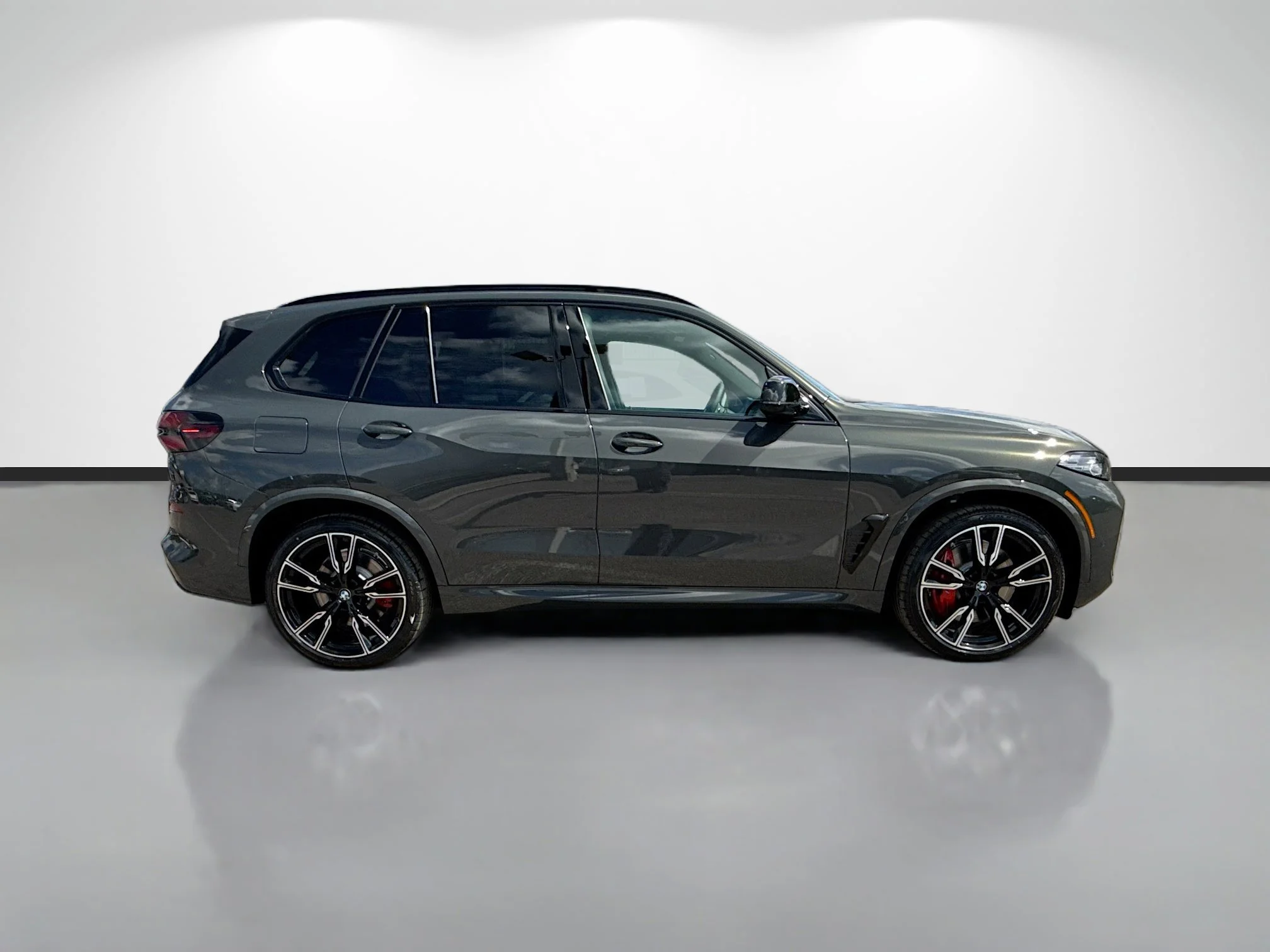 New 2026 BMW X5 M60i Sport Utility in Tampa #9429062 | BMW of Tampa