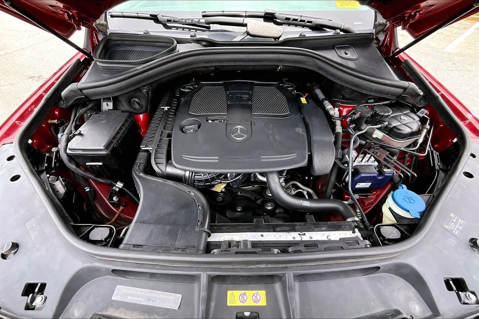 Used 2016 designo Cardinal Red Metallic Mercedes-Benz GLE 350 image 32