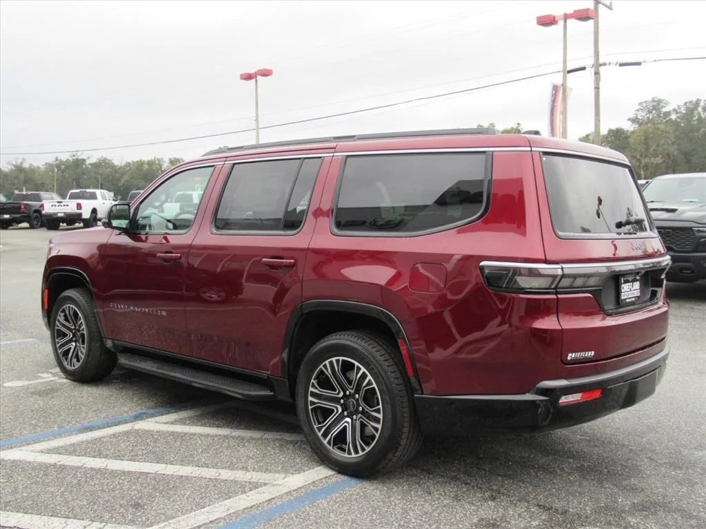 New 2026 Velvet Red Pearl-Coat Exterior Paint Jeep  image 4