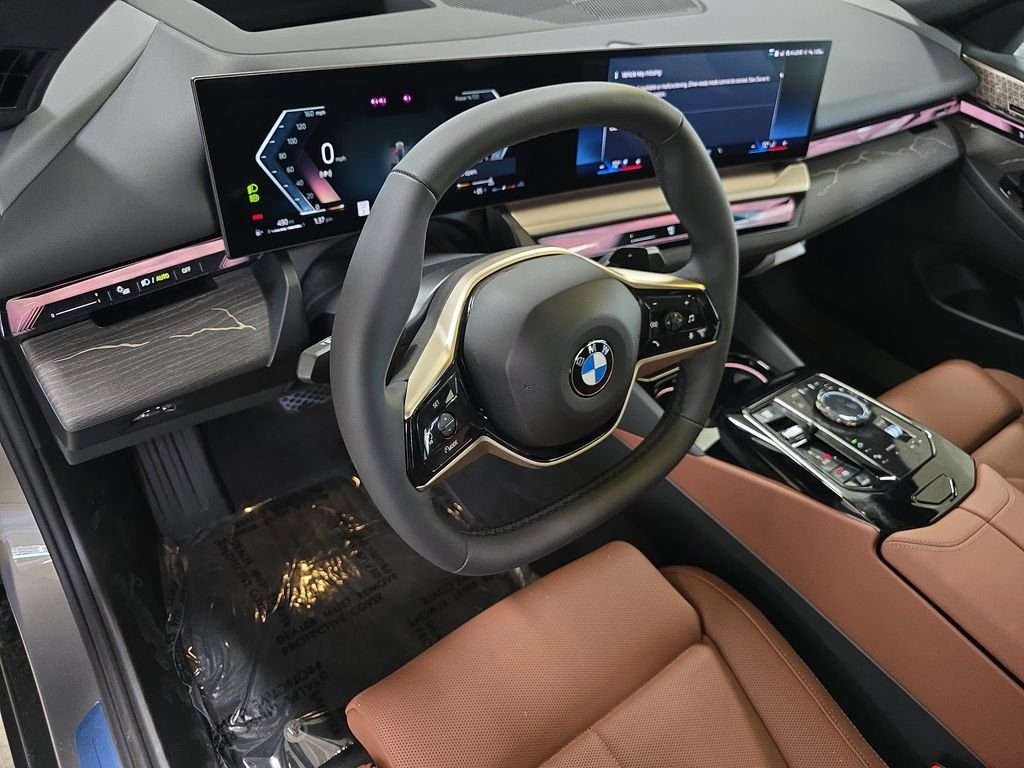 New 2027 Oxide Grey Metallic BMW 530i image 13