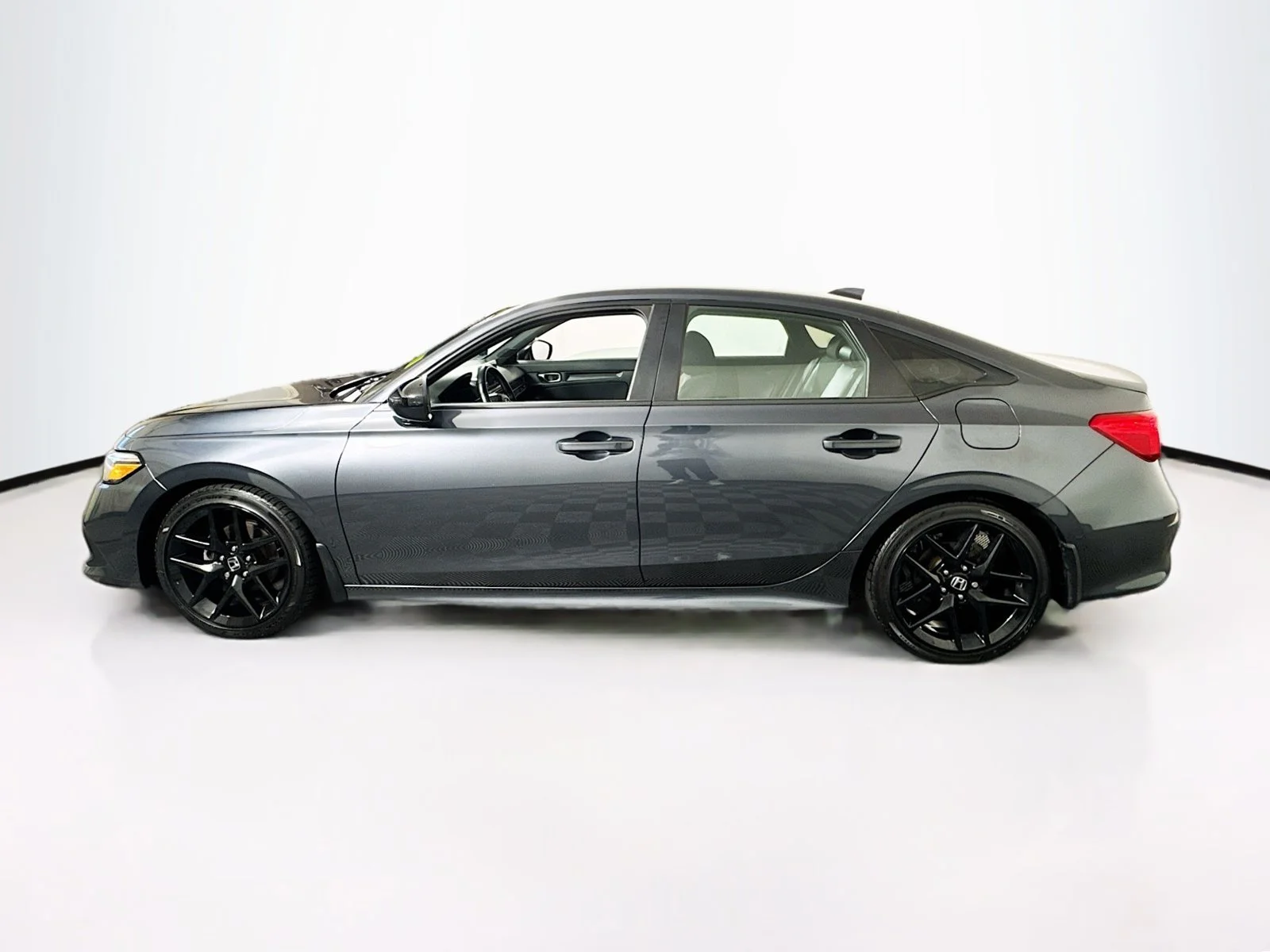 Used 2025 Blue Honda Sport image 4