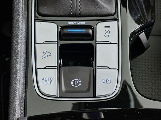 New 2026 Hyundai TUCSON SEL