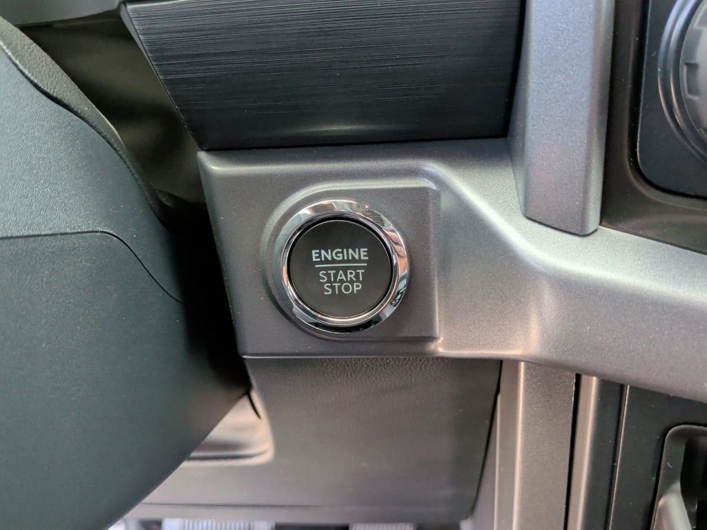 New 2026 Oxford White Ford XLT image 22