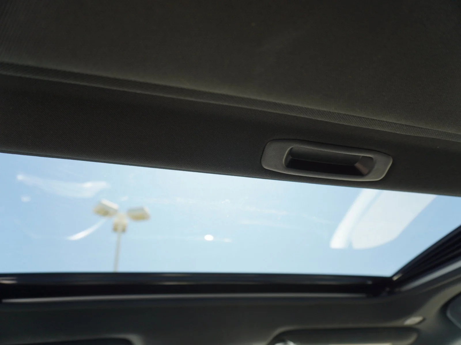 Used 2025 Ice Cap Toyota SE image 14