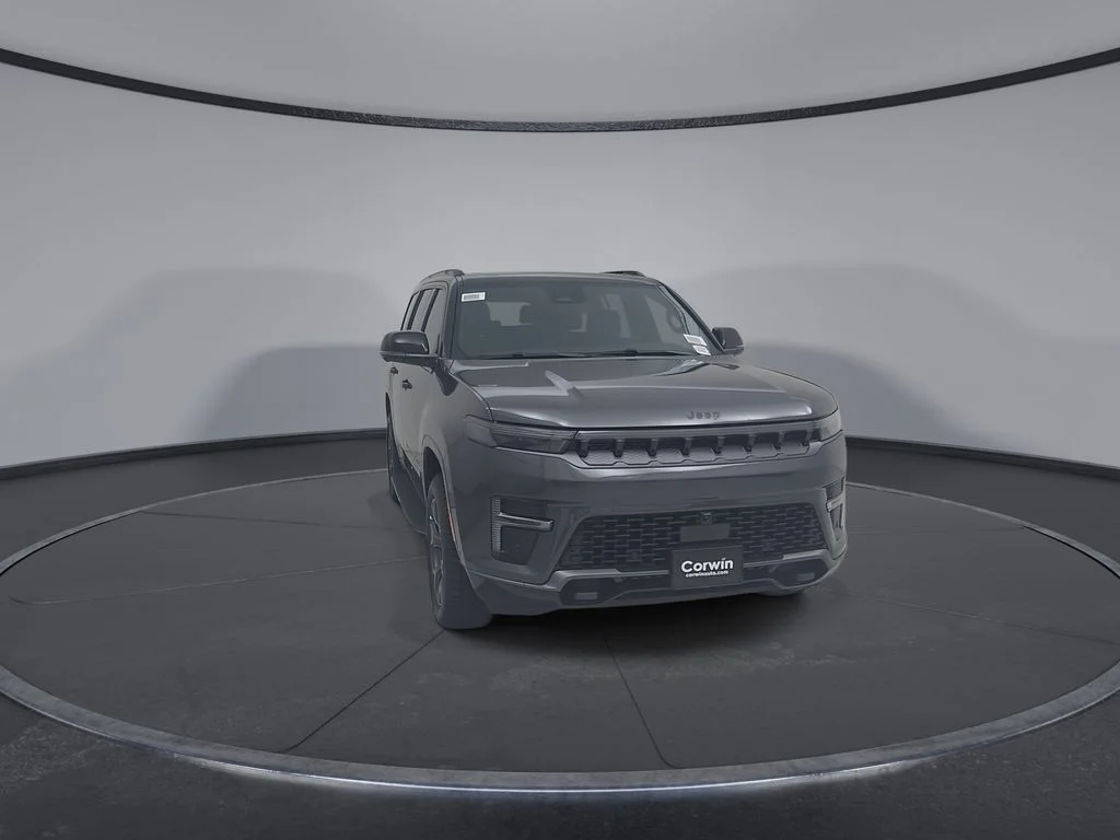 New 2026 Baltic-Gray Metallic Clear-Coat Exterior Paint Jeep Upland image 4