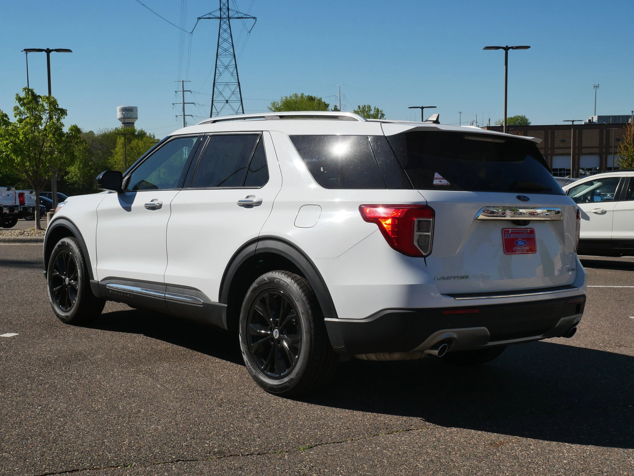 Used 2023 Oxford White Ford Limited image 4