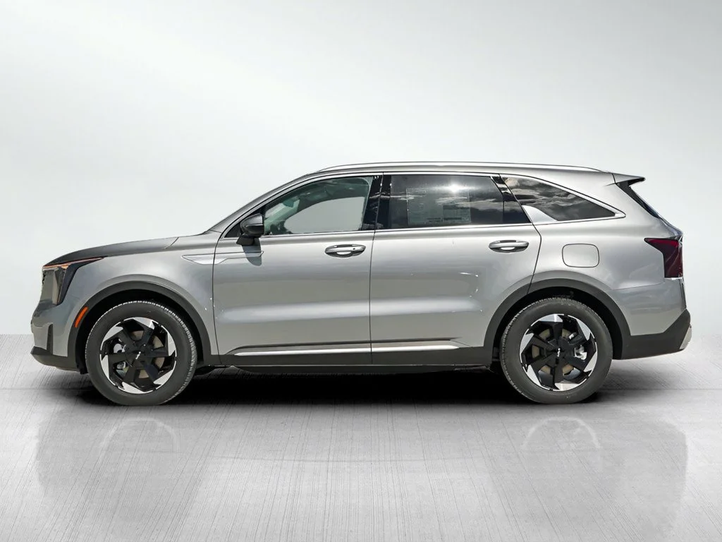 New 2026 Steel Gray Kia EX AWD image 4