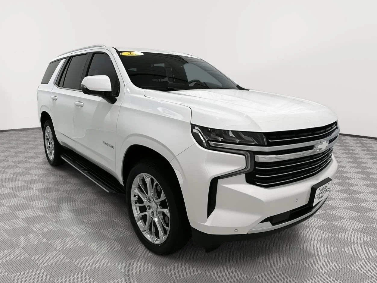Used 2023 Summit White Chevrolet LT image 7
