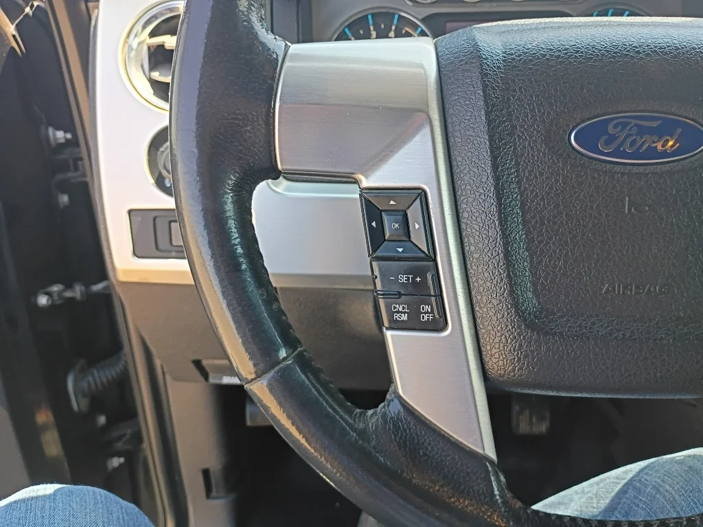 Used 2013 Tuxedo Black Metallic Ford Platinum image 30