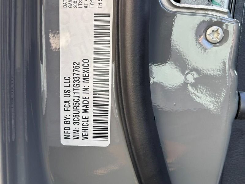 New 2026 Ceramic Gray Clear-Coat Exterior Paint RAM Black Express 4x4 image 14