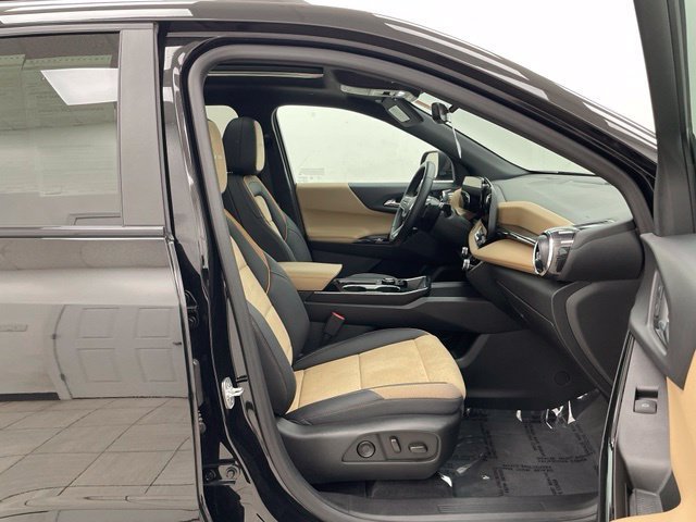 Certified Used 2025 Mosaic Black Metallic Chevrolet ACTIV image 18