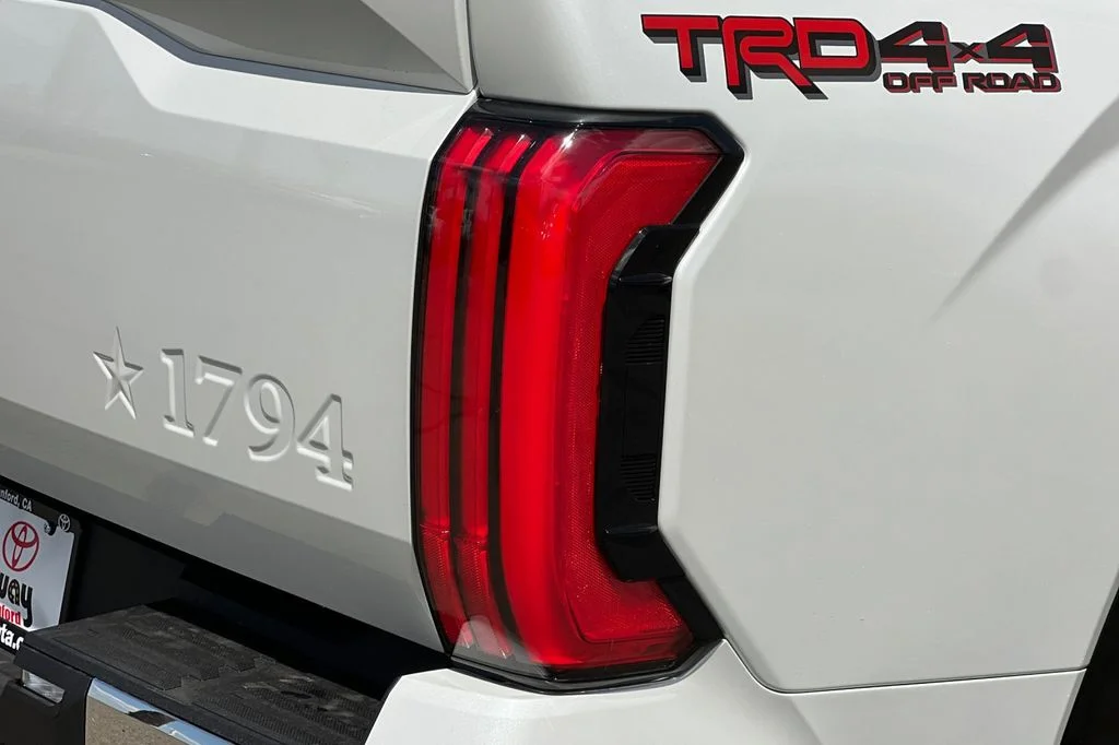 New 2026 Wind Chill Pearl Toyota 1794 Edition image 32