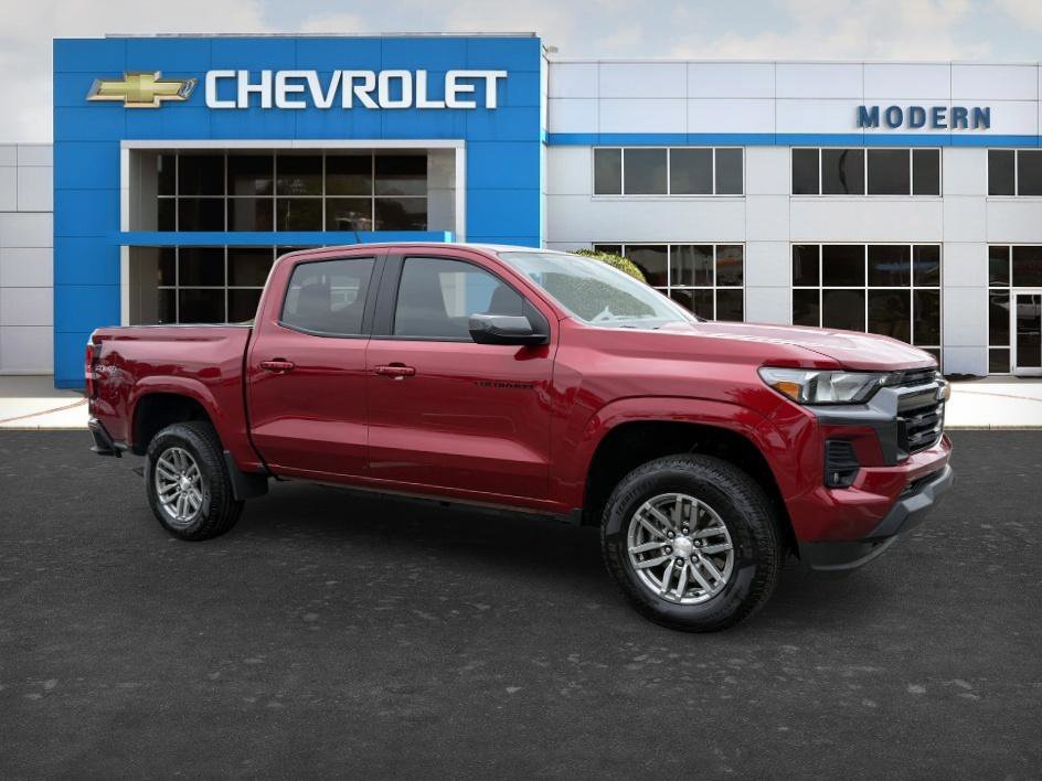 Used 2023 Radiant Red Tintcoat Chevrolet LT image 6