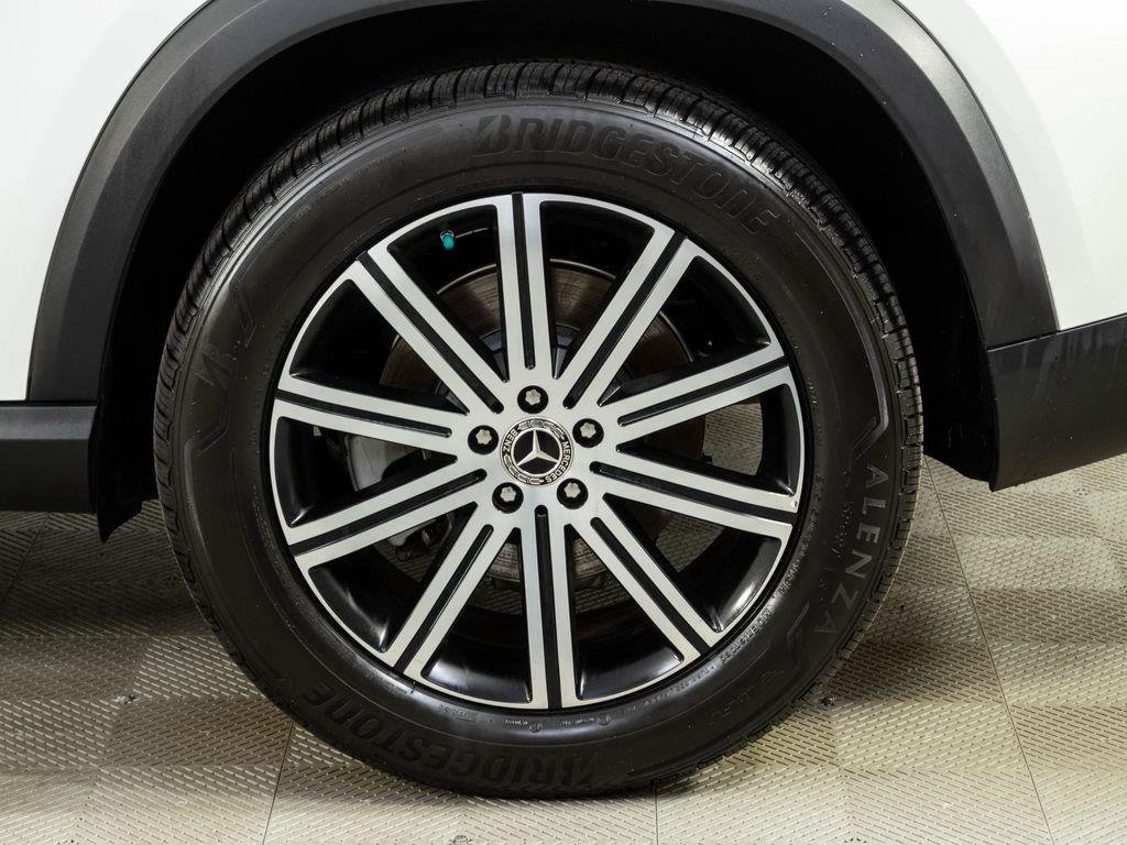 Certified Used 2025 Polar White Mercedes-Benz GLE 450e image 38