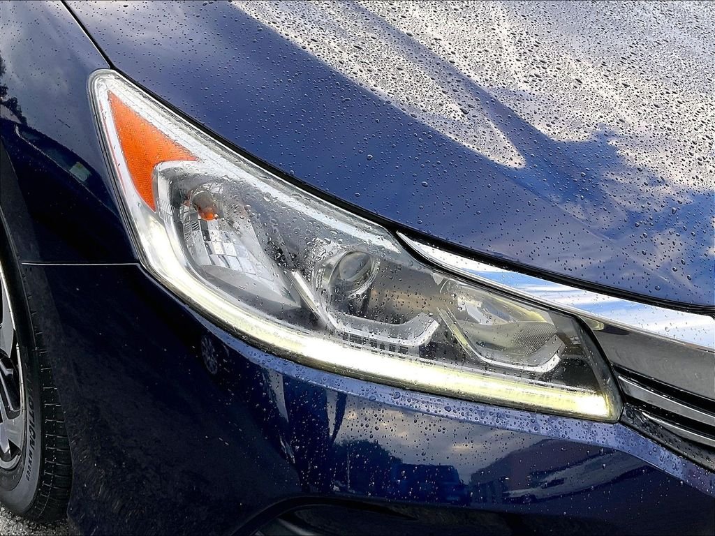 Used 2017 Obsidian Blue Pearl Honda EX image 32