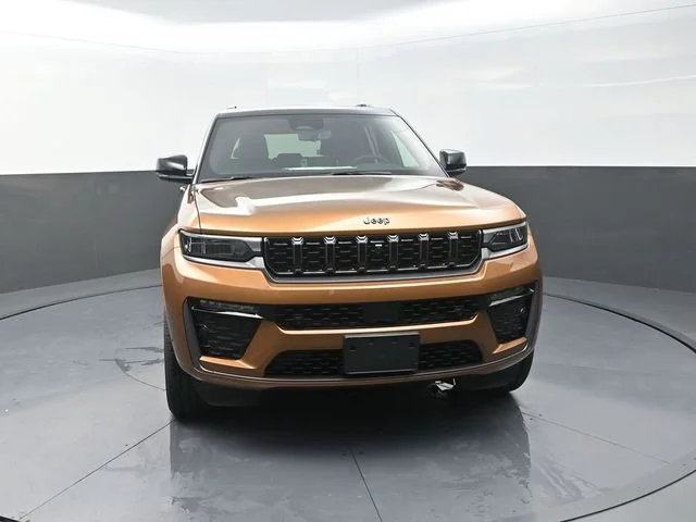 New 2026 Copper Shino Metallic Clear-Coat Exterior Paint Jeep Summit image 4