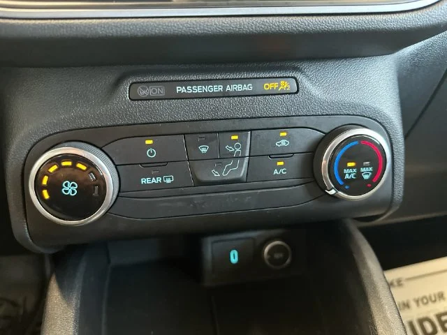 Used 2020 White Ford S image 18
