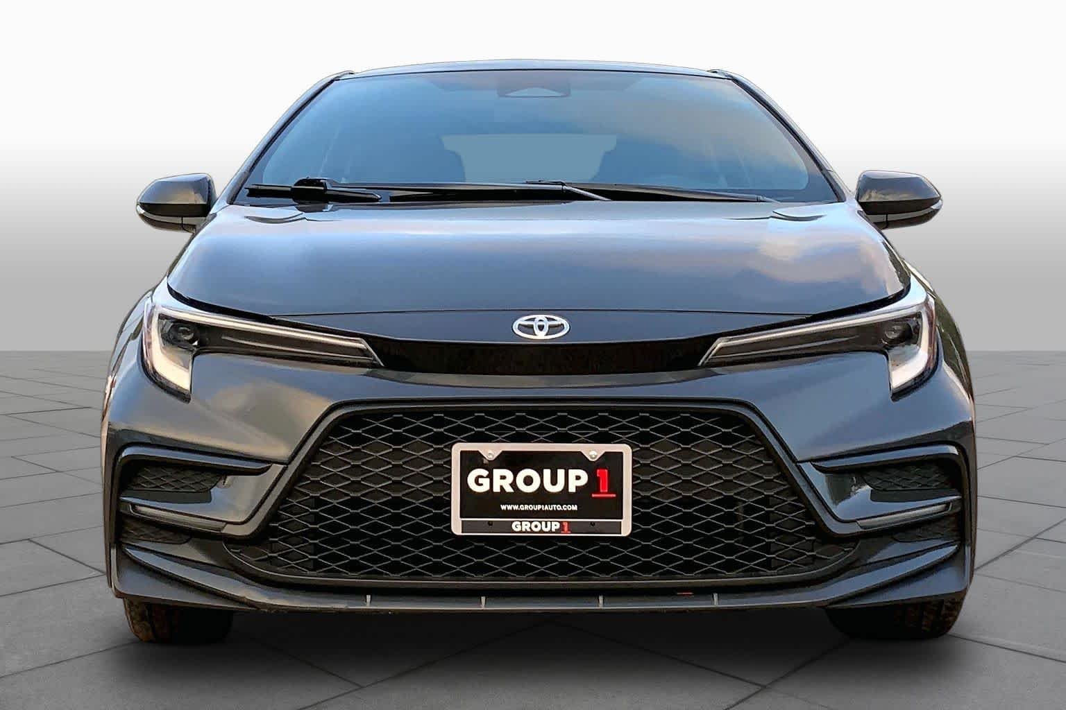 Used 2025 Underground Toyota SE image 4