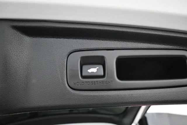 Used 2024  Honda Sport Touring image 11