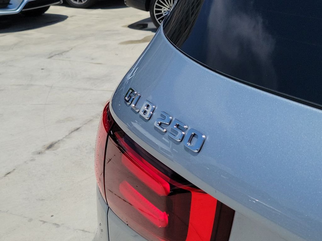 Certified Used 2026 Silver Mercedes-Benz GLB 250 image 8