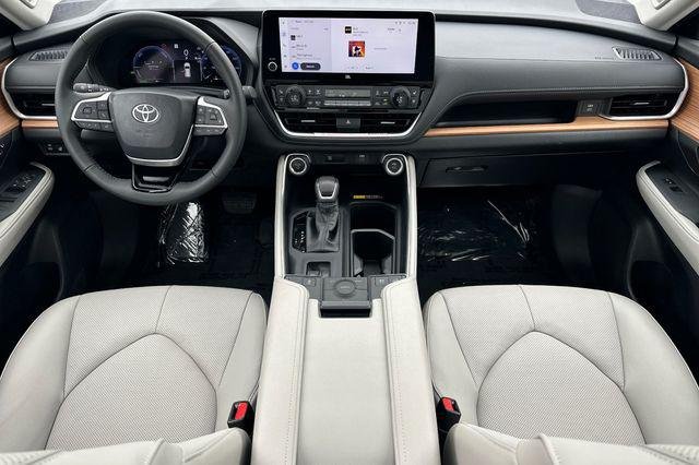 Certified Used 2026 MIDNIGHT BLACK METAL Toyota  image 17
