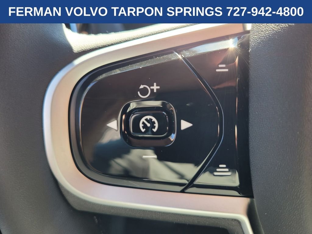 2026 Volvo XC60 Plus - Photo 31