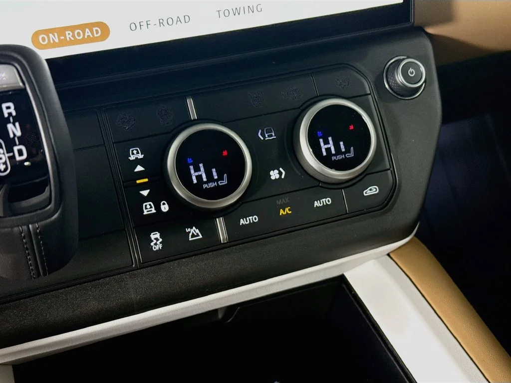 New 2026  Land Rover S image 17
