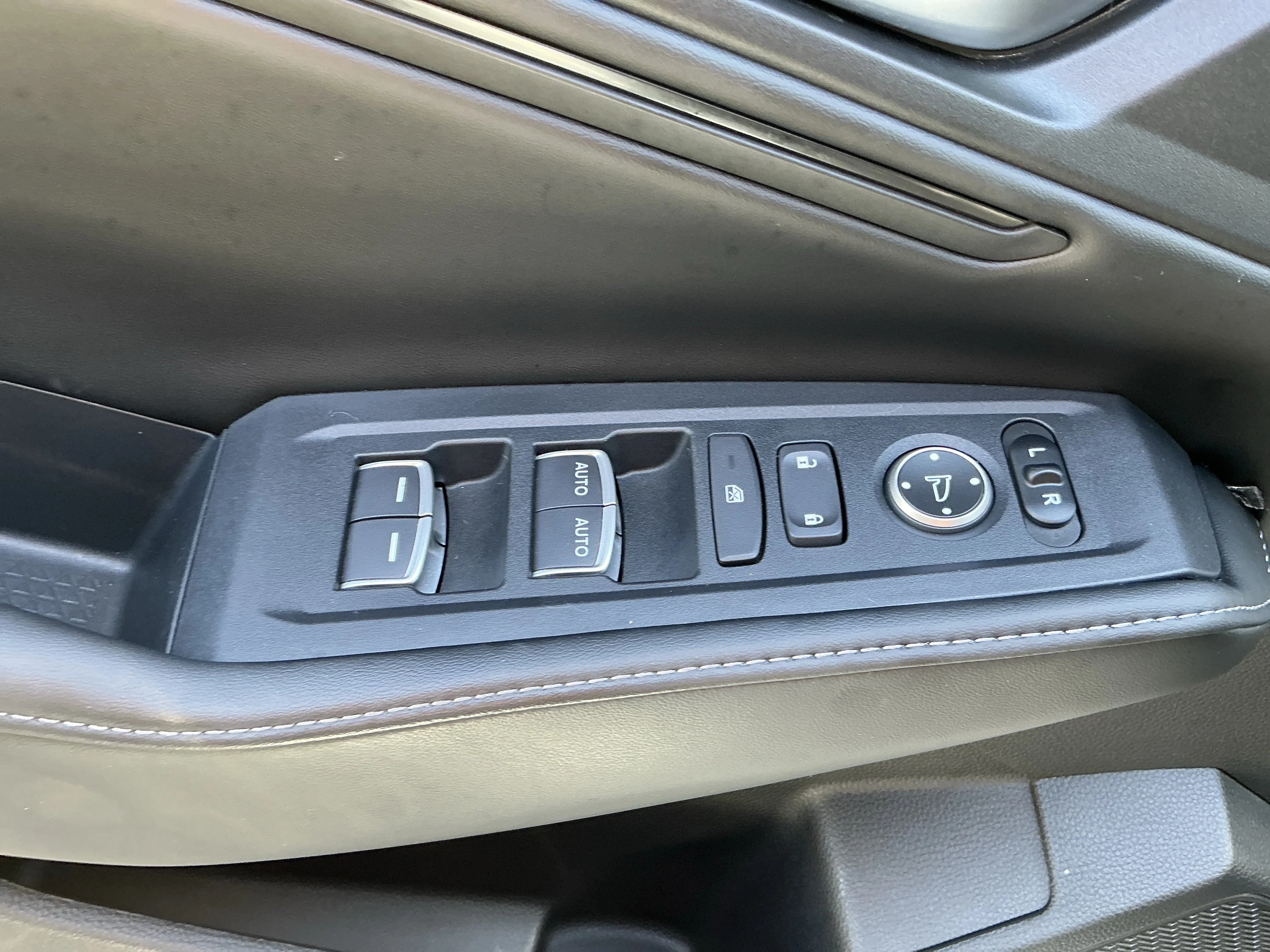 2024 Honda Accord Hybrid Sport - Photo 17