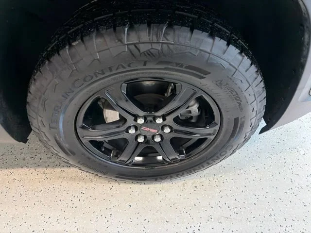 Used 2023 Light Stone Metallic GMC AT4 image 10