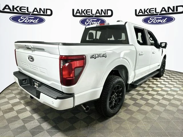 New 2026 White Ford XLT image 3