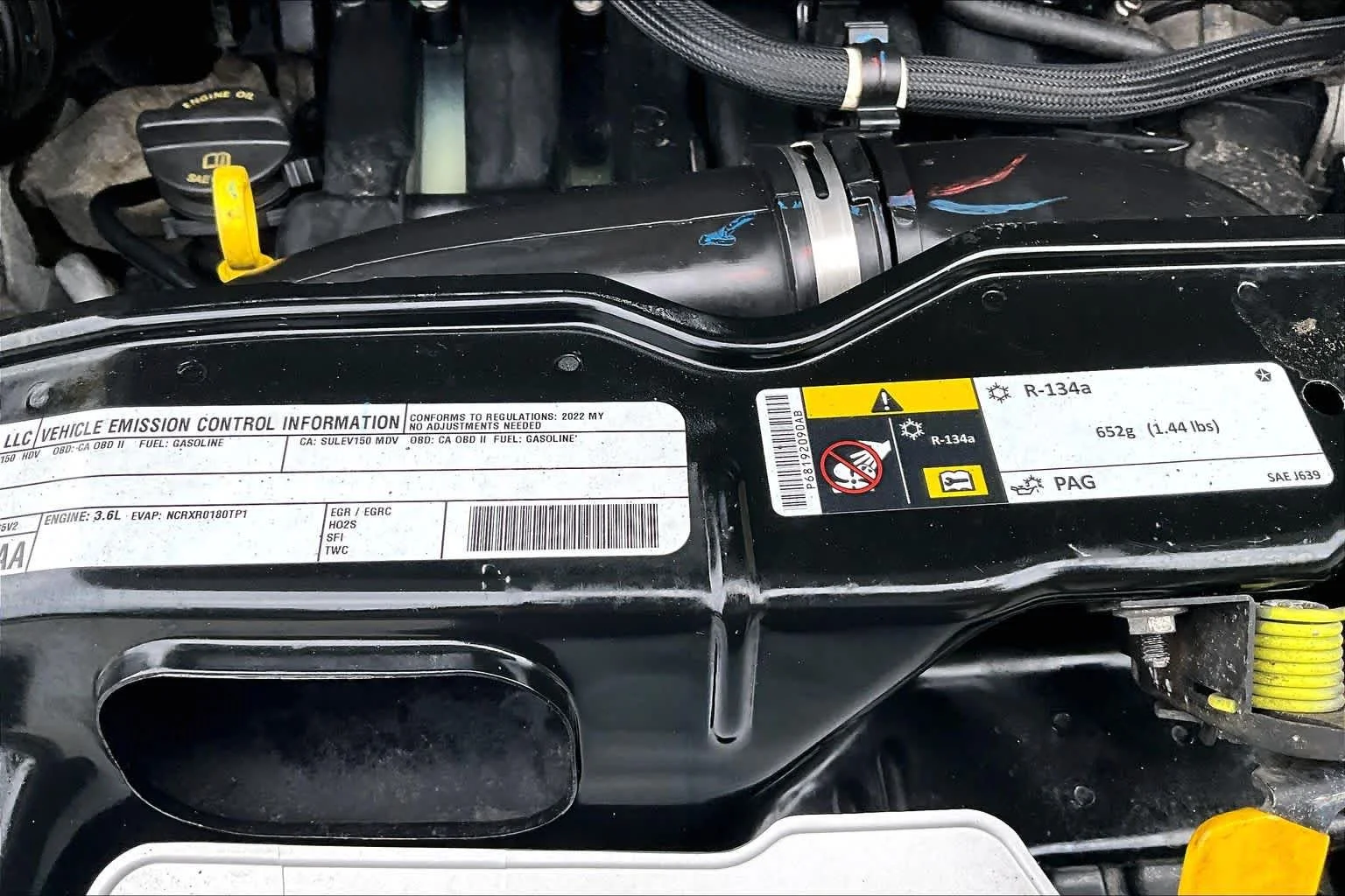 Used 2022 Bright White Clearcoat Ram  image 33