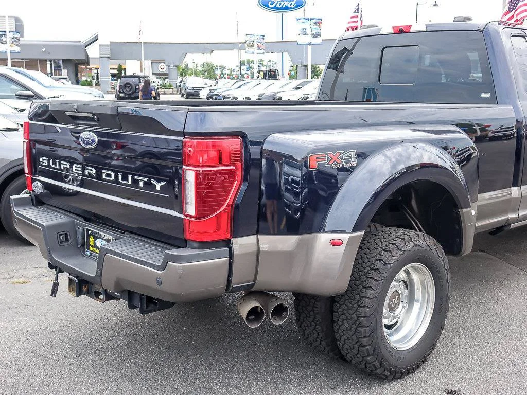 Used 2021 Antimatter Blue Metallic Ford King Ranch image 8