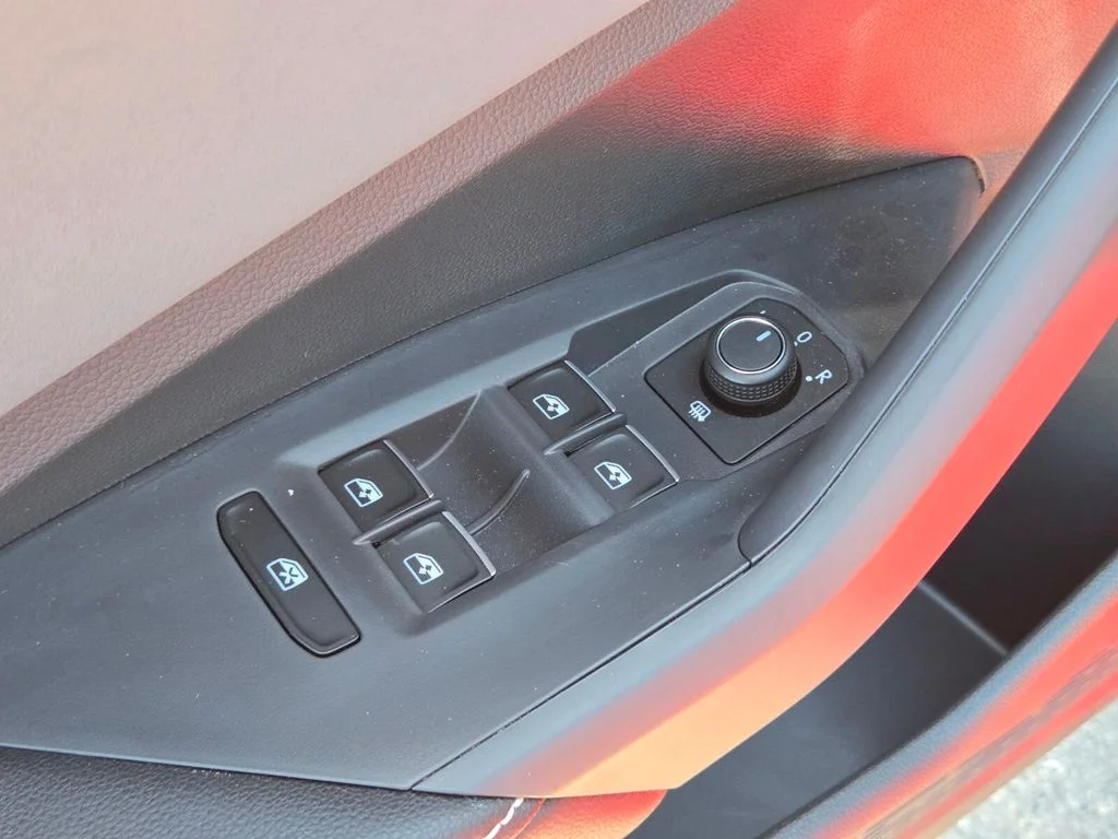 New 2026 Red Volkswagen 1.5T SE image 9