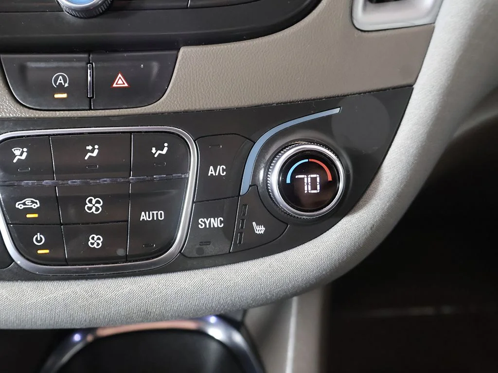 Used 2023 Gray Chevrolet LT image 43