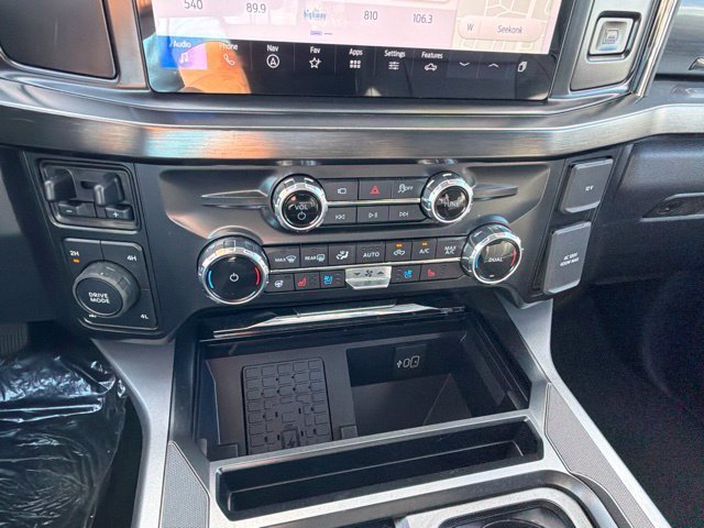 New 2026 Glacier Gray Metallic Tri-Coat Ford F-350® Lariat® image 19