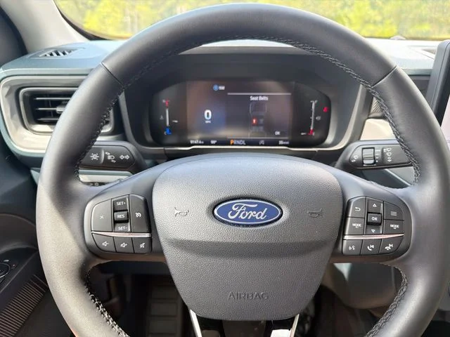 Used 2025 Beige Ford XLT image 17