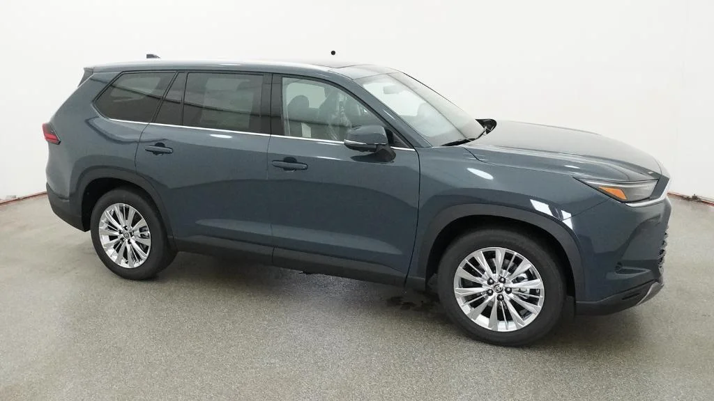 New 2026 Storm Cloud Toyota Platinum image 34
