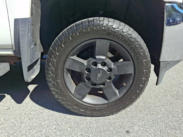 Used 2016 White Chevrolet LTZ image 10