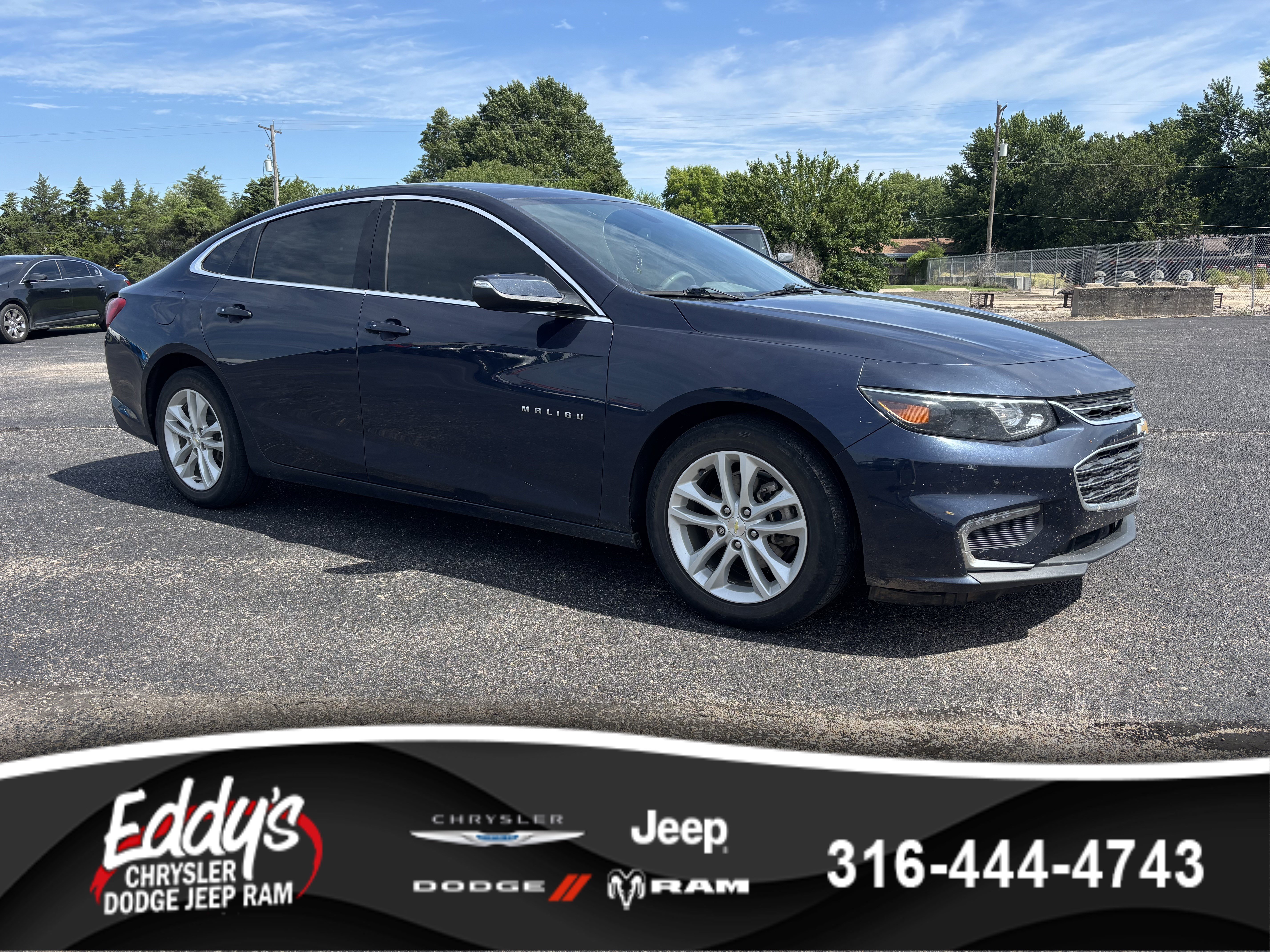 Used 2018 Blue Velvet Metallic Chevrolet LT image 1