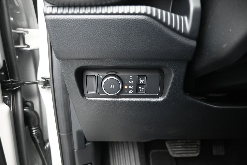 New 2026 Avalanche Ford XLT image 12
