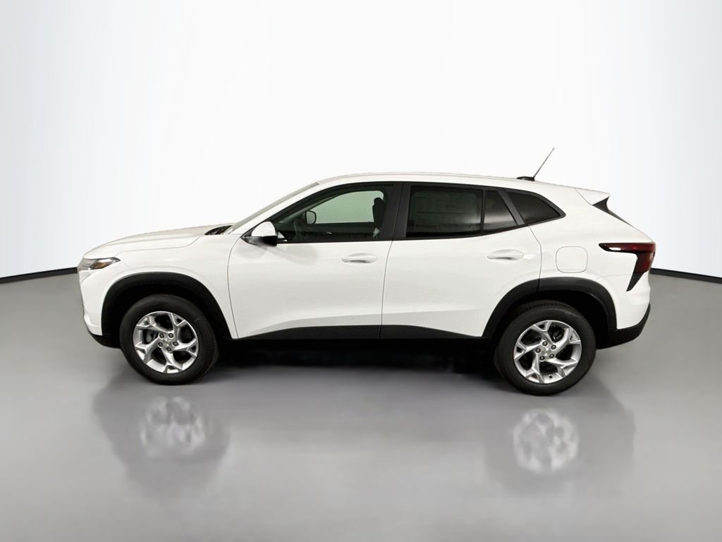 2026 Chevrolet Trax LS - Photo 4