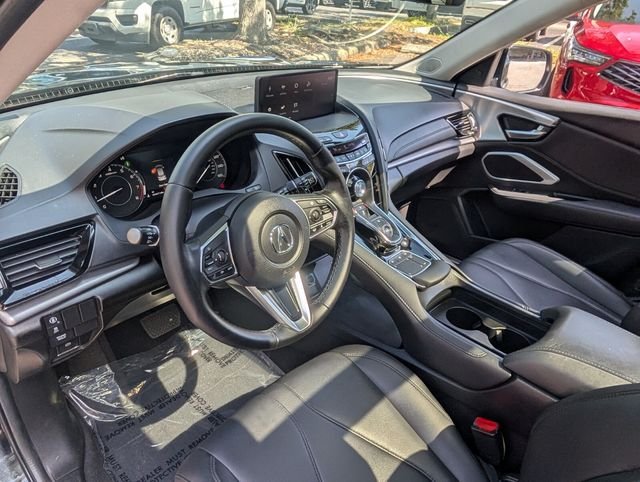 Used 2024  Acura Base image 10