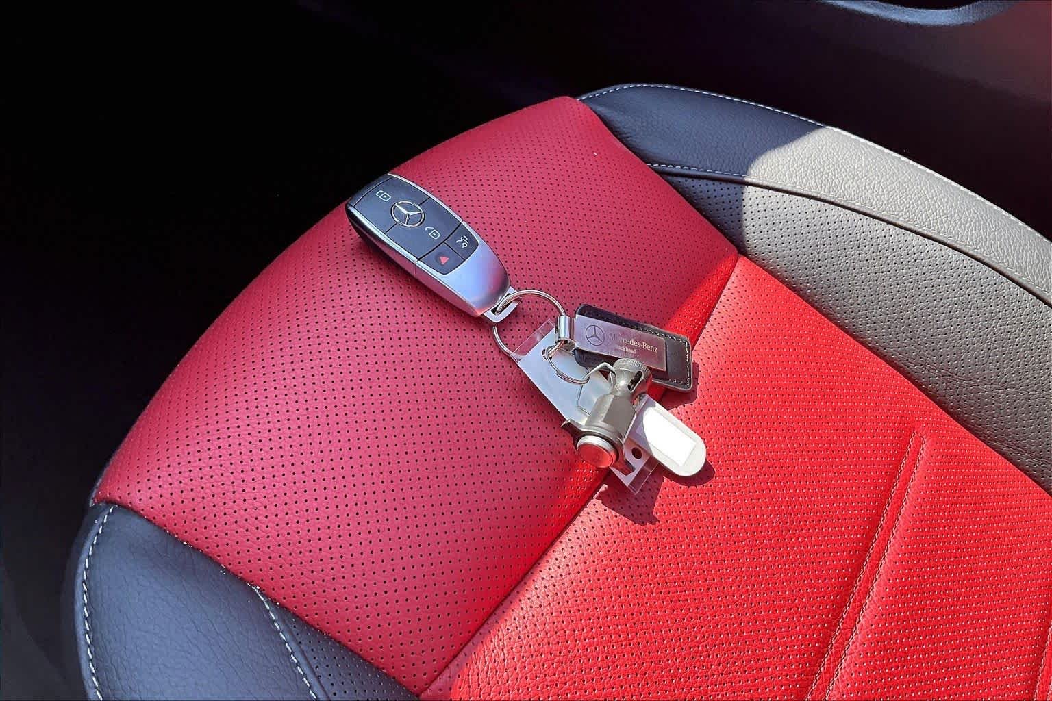 Used 2022 Polar White Mercedes-Benz CLA 250 image 15